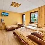 Pod Smerkami Resort