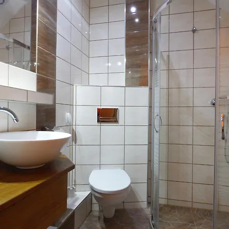 Pod Smerkami Шклярска-Поремба