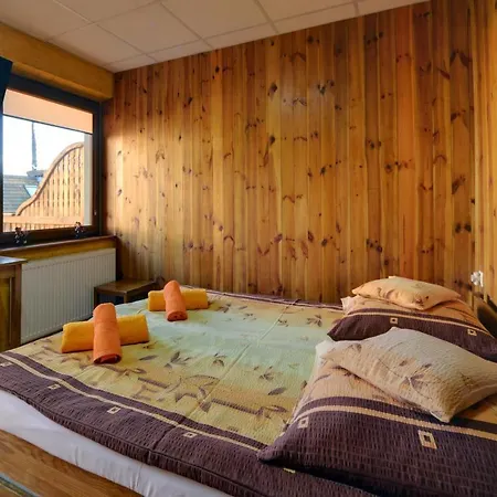 Pod Smerkami * Шклярска-Поремба