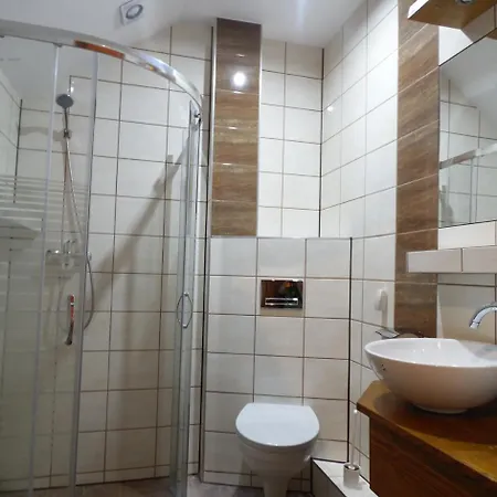 Pod Smerkami Шклярска-Поремба